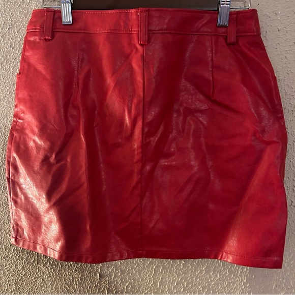Honey Punch Red Faux Leather High Waist Body-con Zip Up Mini Skirt Size L Y2K - Picture 2 of 9